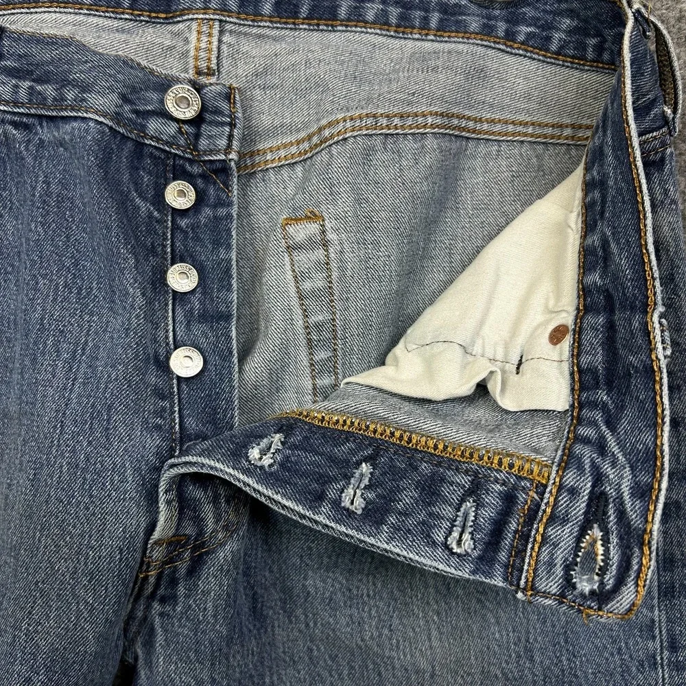 Levis 501 Straight Jeans Men's Blue Denim Pockets Classic Button Fly - 36X32